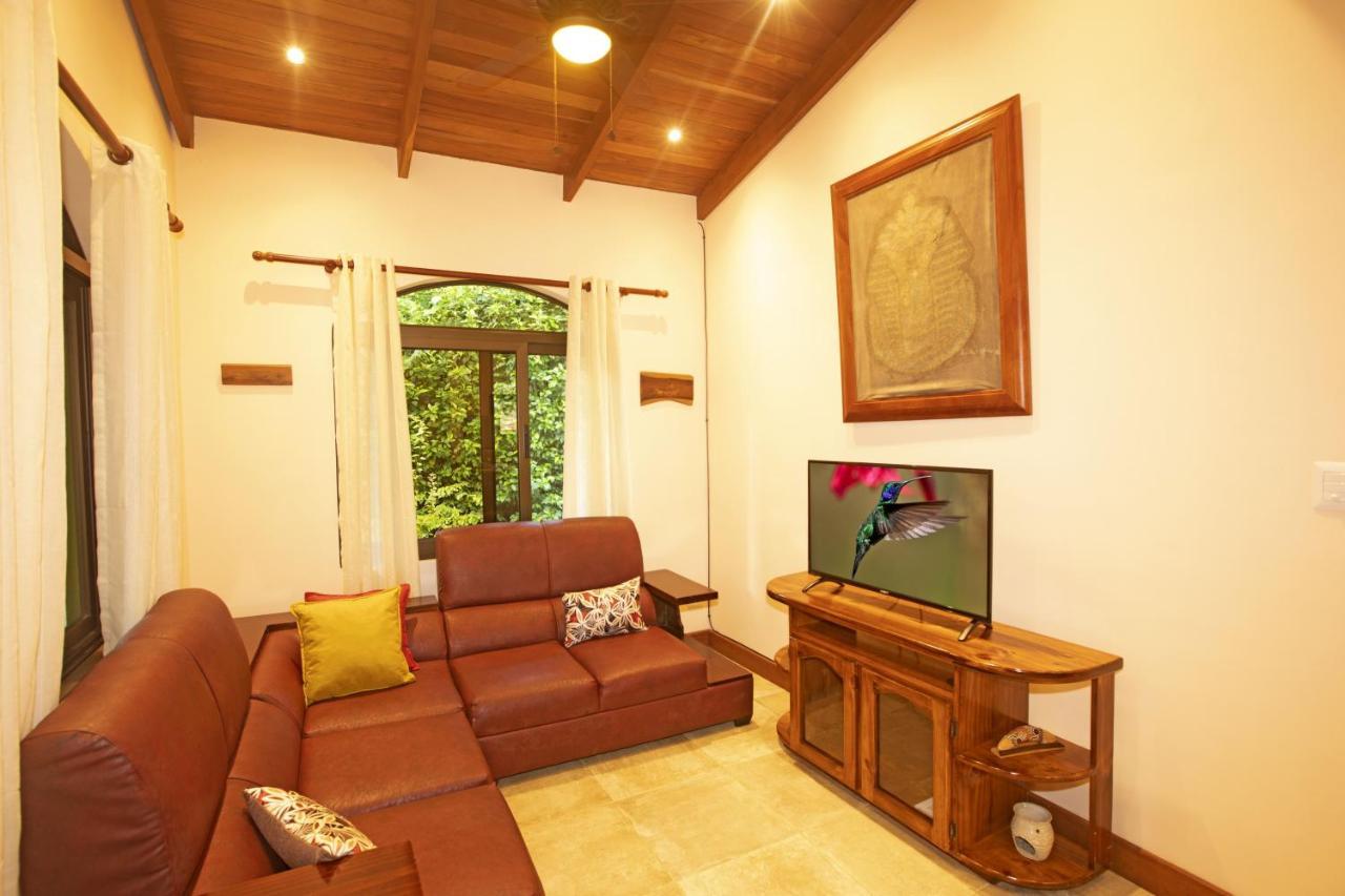 "Hana'S Celeste Retreat" Large Modern Villa Sleeps 6 On 20 Acres Of Nature! Bijagua Exterior photo