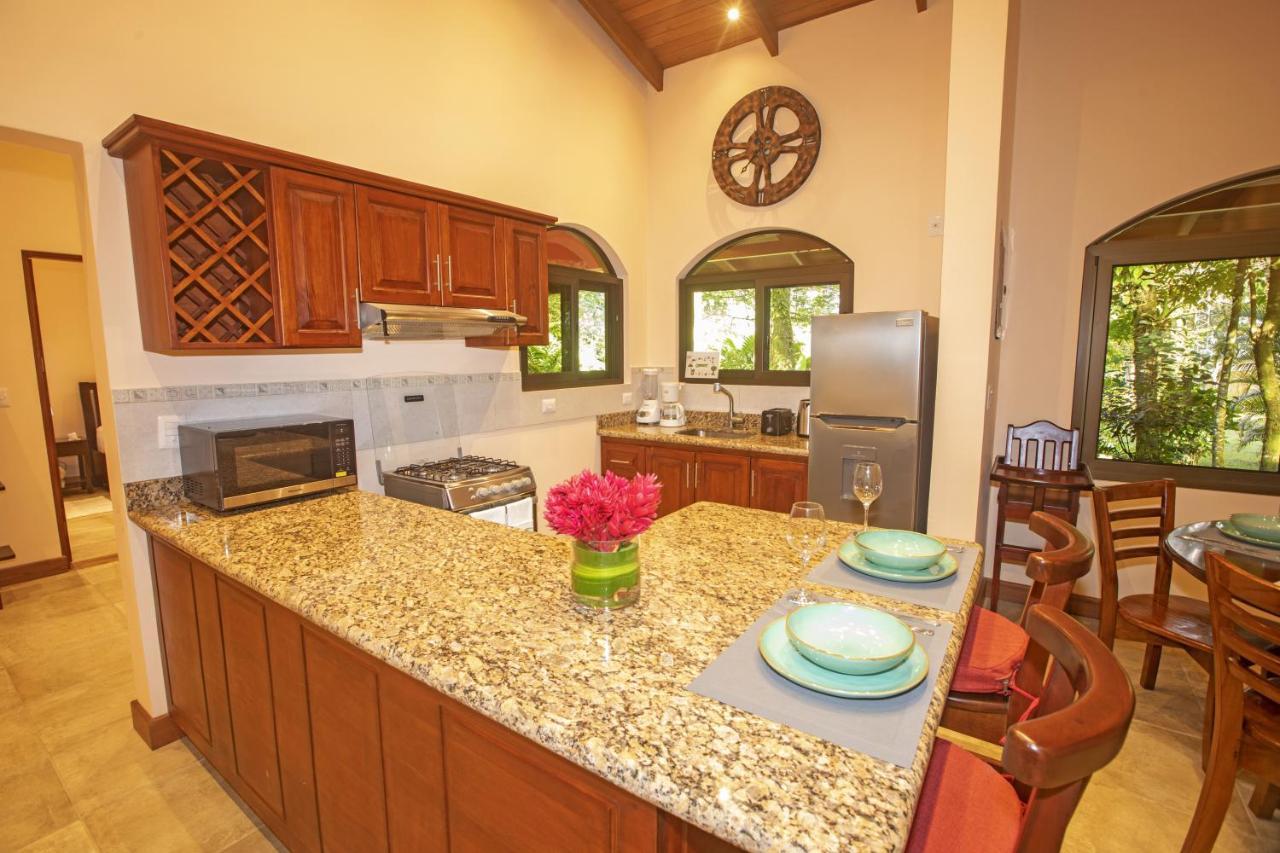 "Hana'S Celeste Retreat" Large Modern Villa Sleeps 6 On 20 Acres Of Nature! Bijagua Exterior photo